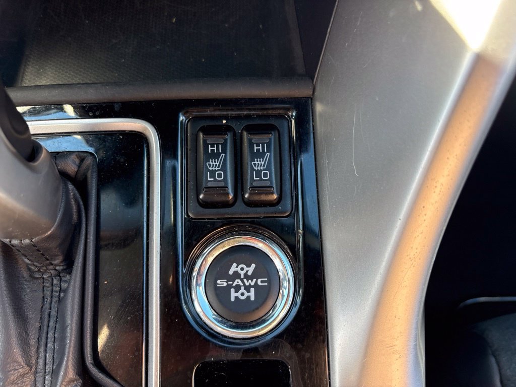 Used 2025 Mitsubishi Eclipse Cross AWD image 5