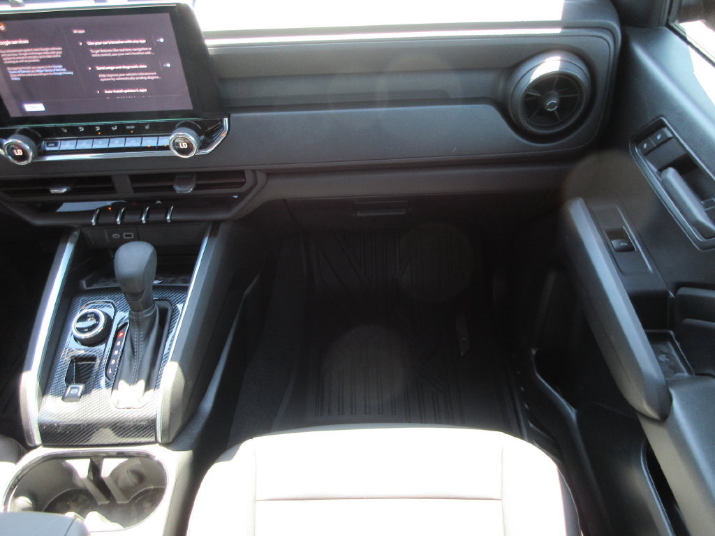 Certified 2026 Chevrolet Colorado Trail Boss AWD/4WD image 18