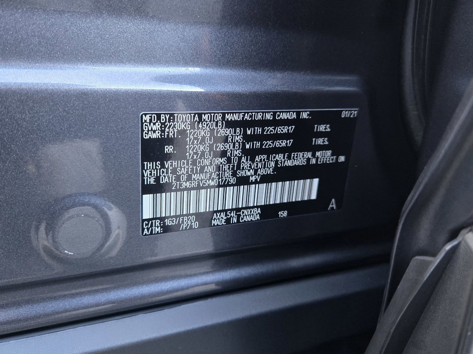 Used 2021 Toyota RAV4 LE image 25