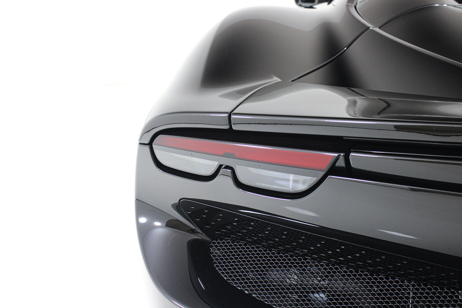Certified 2024 Ferrari 296 GTS RWD image 38