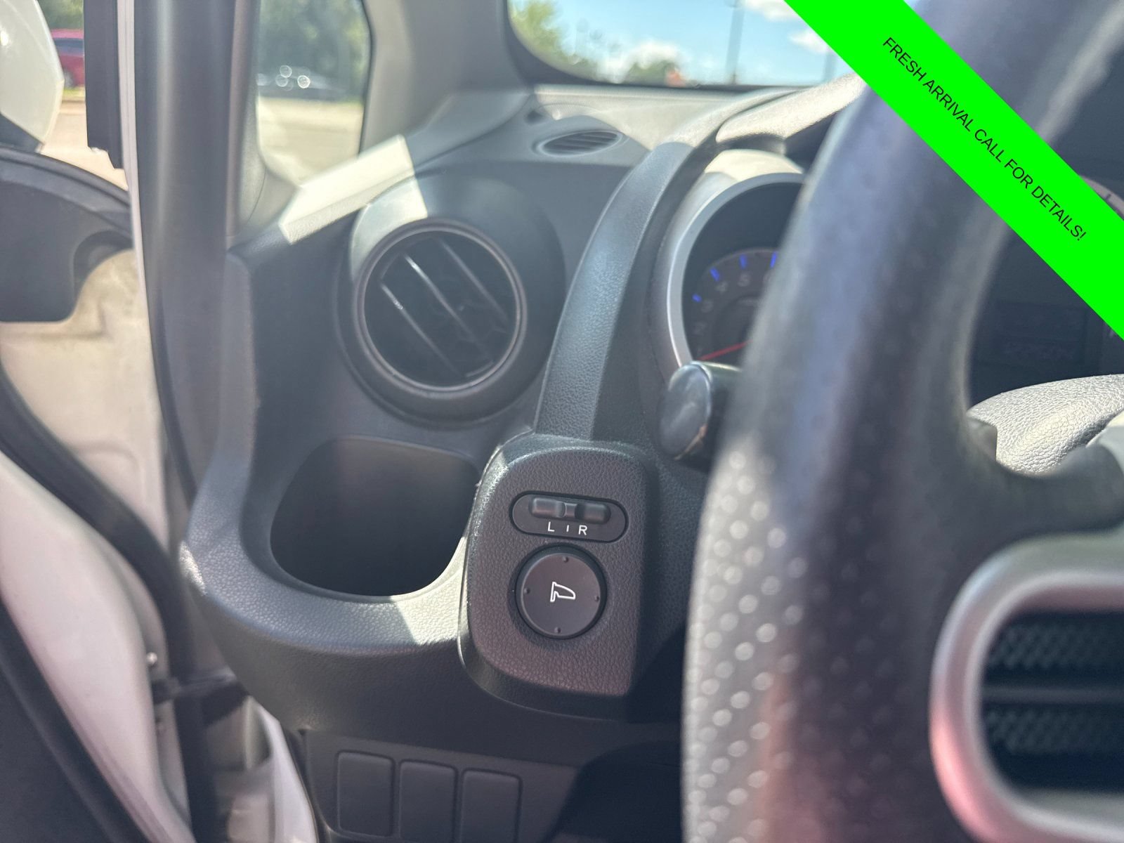 Used 2009 Honda Fit Sport image 10