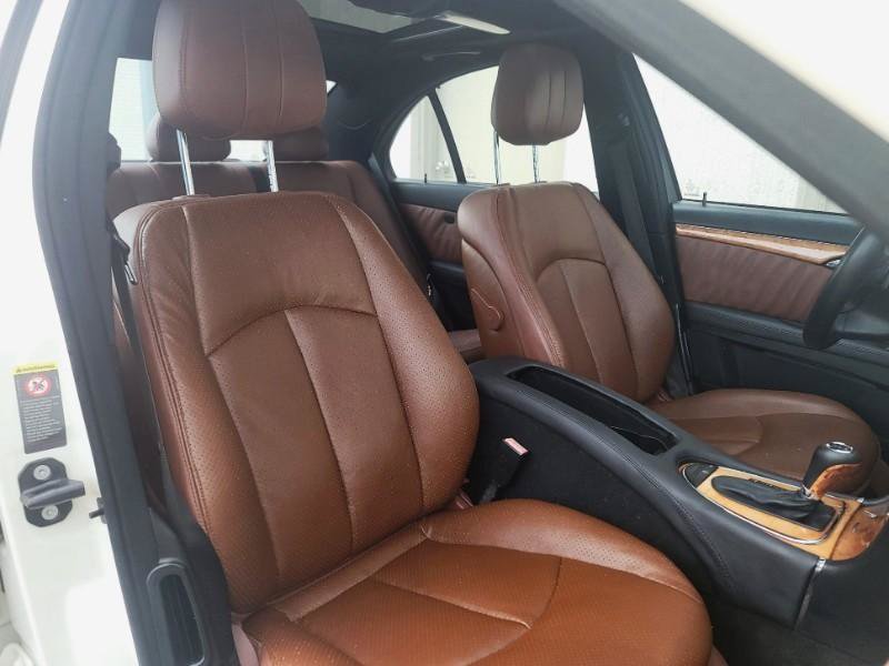 Used 2009 Mercedes-Benz E 550 Sedan image 21