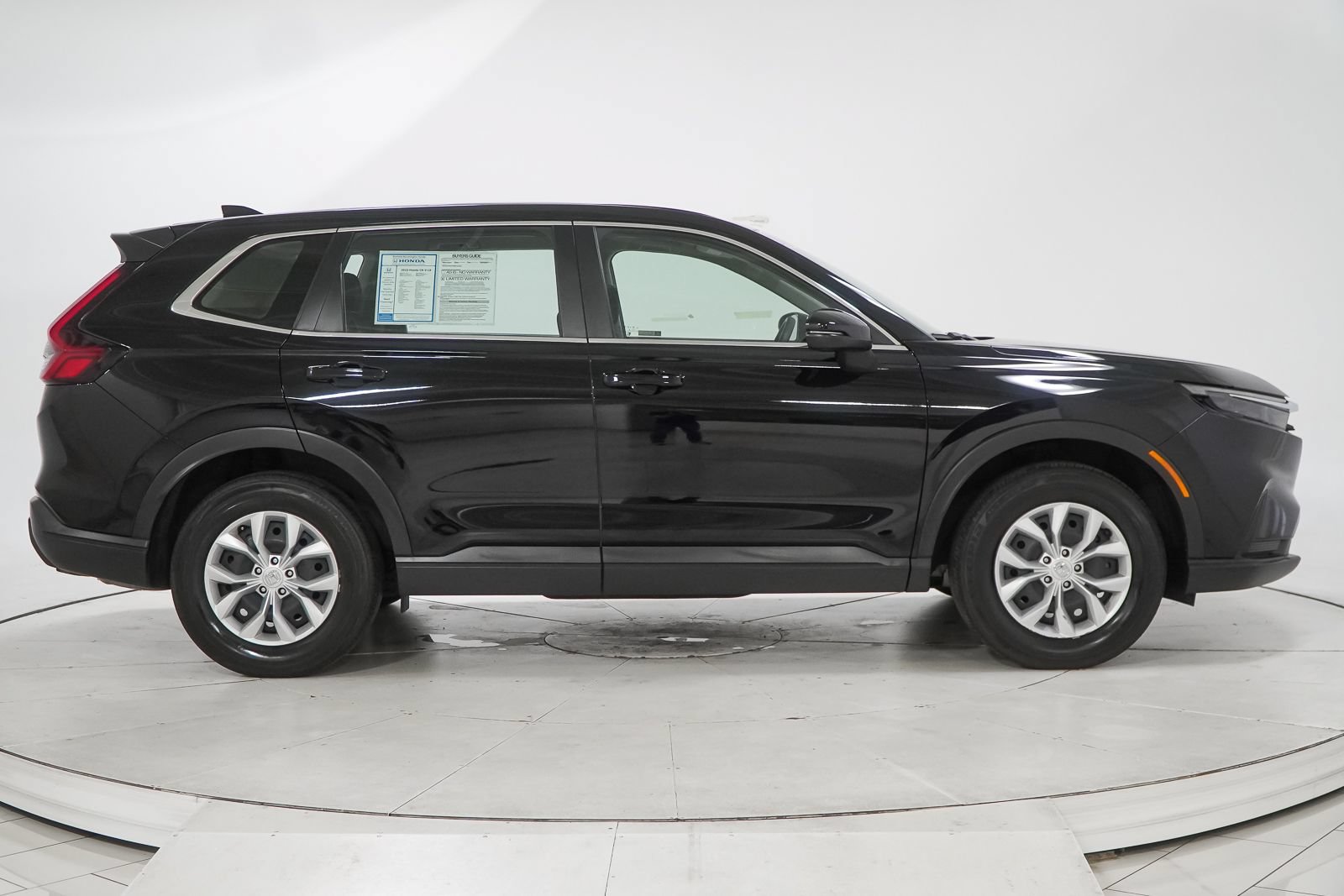 Used 2023 Honda CR-V LX image 13