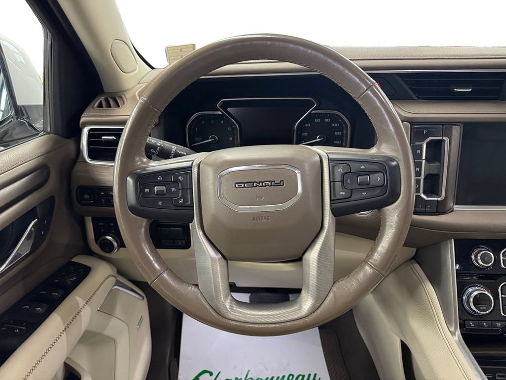 Used 2021 GMC Yukon Denali w/ Denali Premium Package AWD/4WD image 13