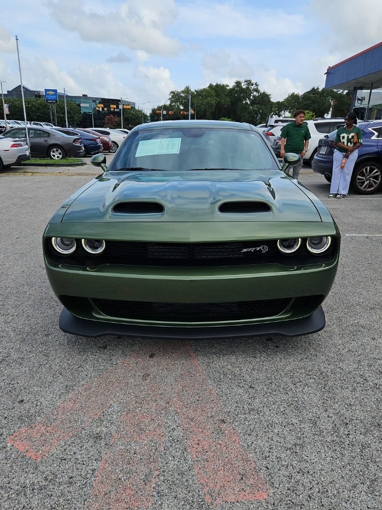 Used 2023 Dodge Challenger SRT Hellcat w/ Driver Convenience Group RWD image 2