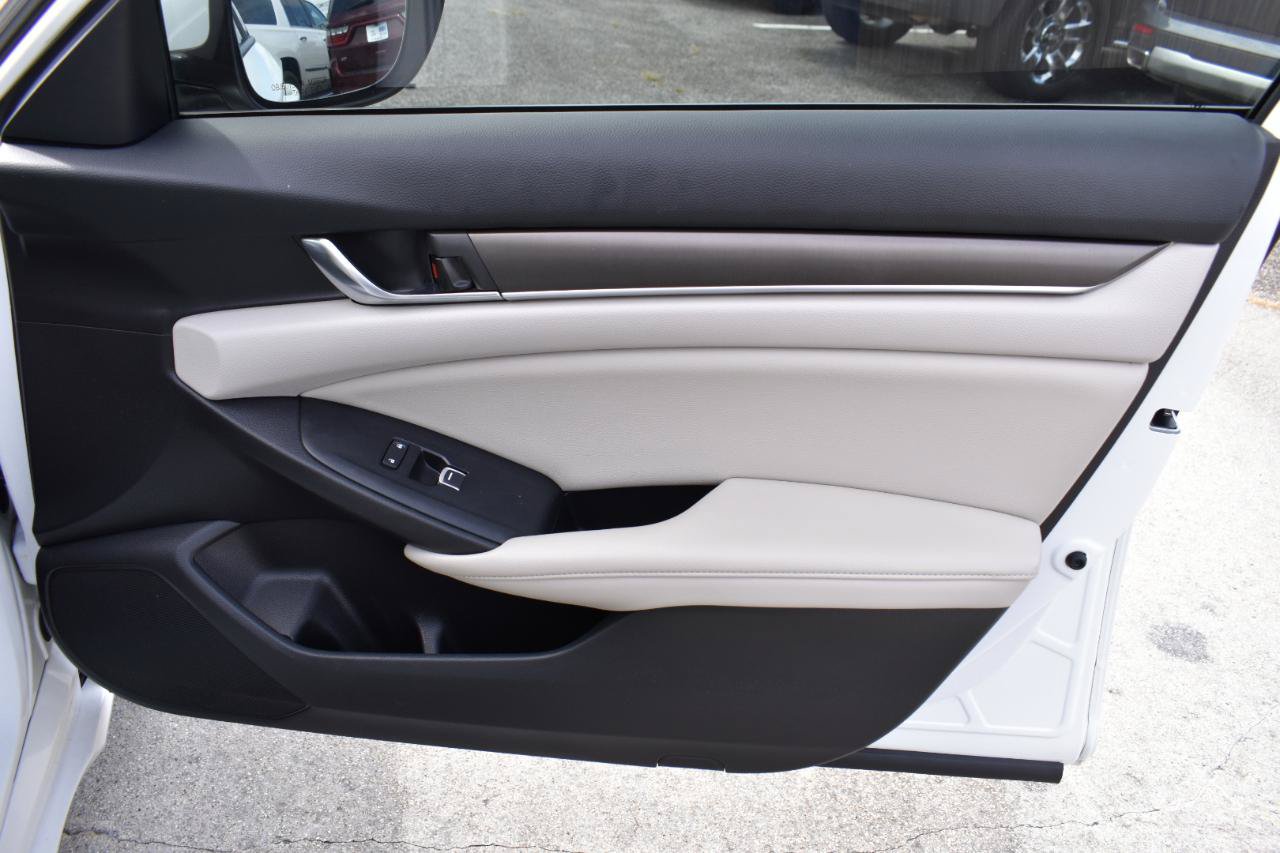Used 2019 Honda Accord LX image 35