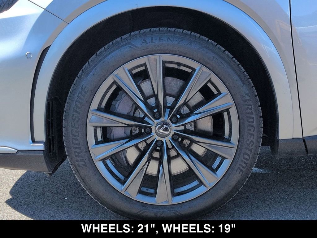 Used 2024 Lexus RX 350 F Sport w/ Convenience Package image 19