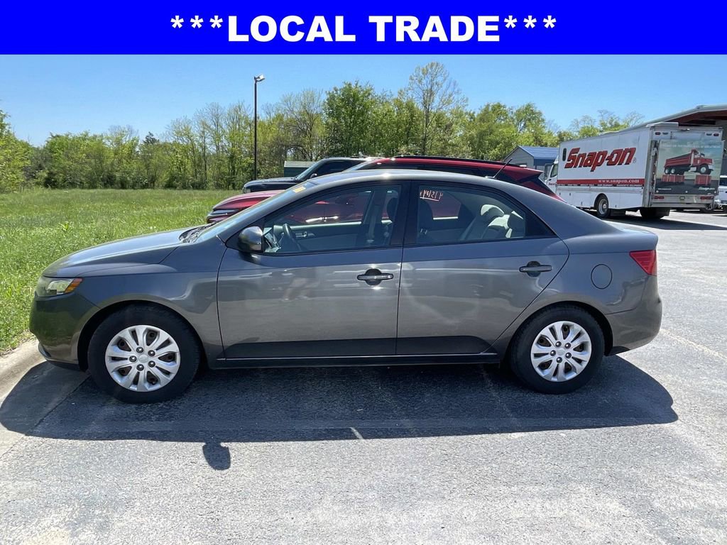 Used 2013 Kia Forte EX FWD image 2