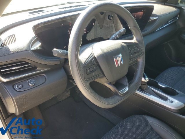 Used 2025 Buick Envista Sport Touring FWD image 16