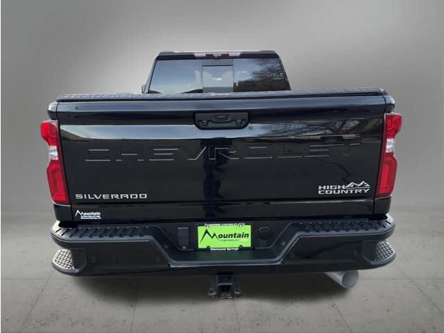 Certified 2024 Chevrolet Silverado 3500 High Country w/ High Country Premium Package AWD/4WD image 4