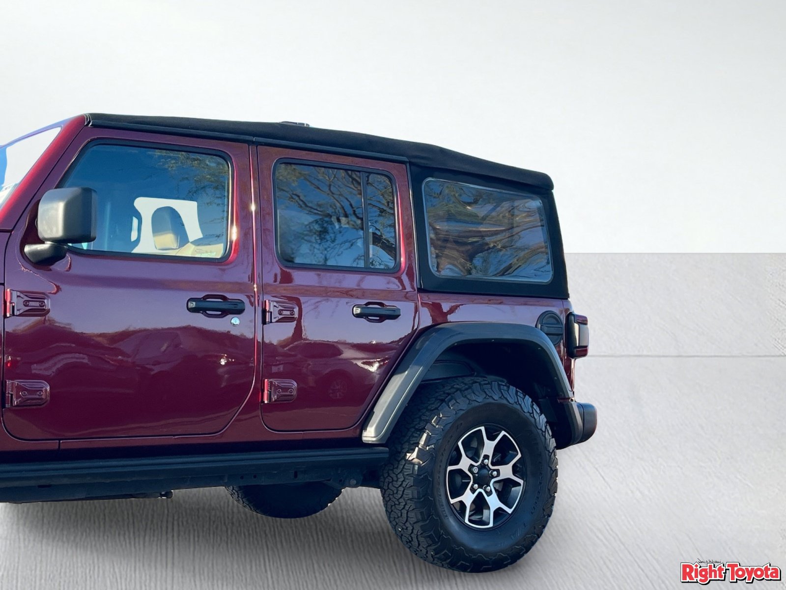 Used 2021 Jeep Wrangler Unlimited Rubicon AWD/4WD image 9