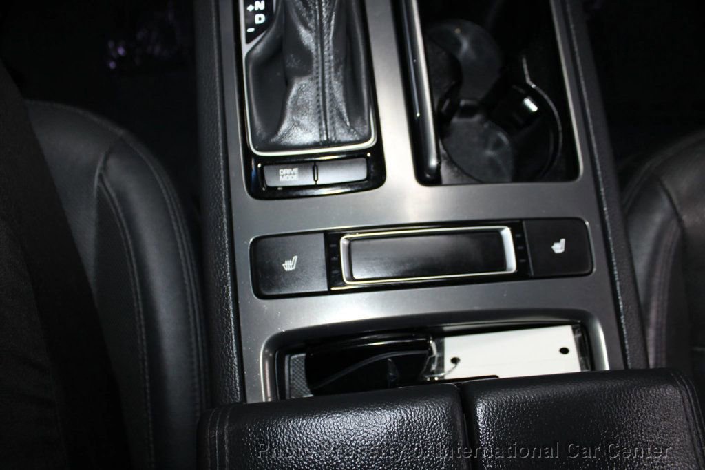 Used 2016 Hyundai Genesis 3.8 image 19