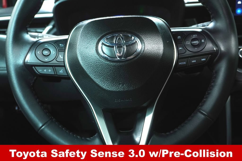 Used 2025 Toyota Corolla Cross AWD Hybrid w/ Moonroof Package image 16