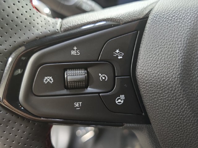 New 2026 Chevrolet Trax RS w/ Driver Confidence Package FWD image 19