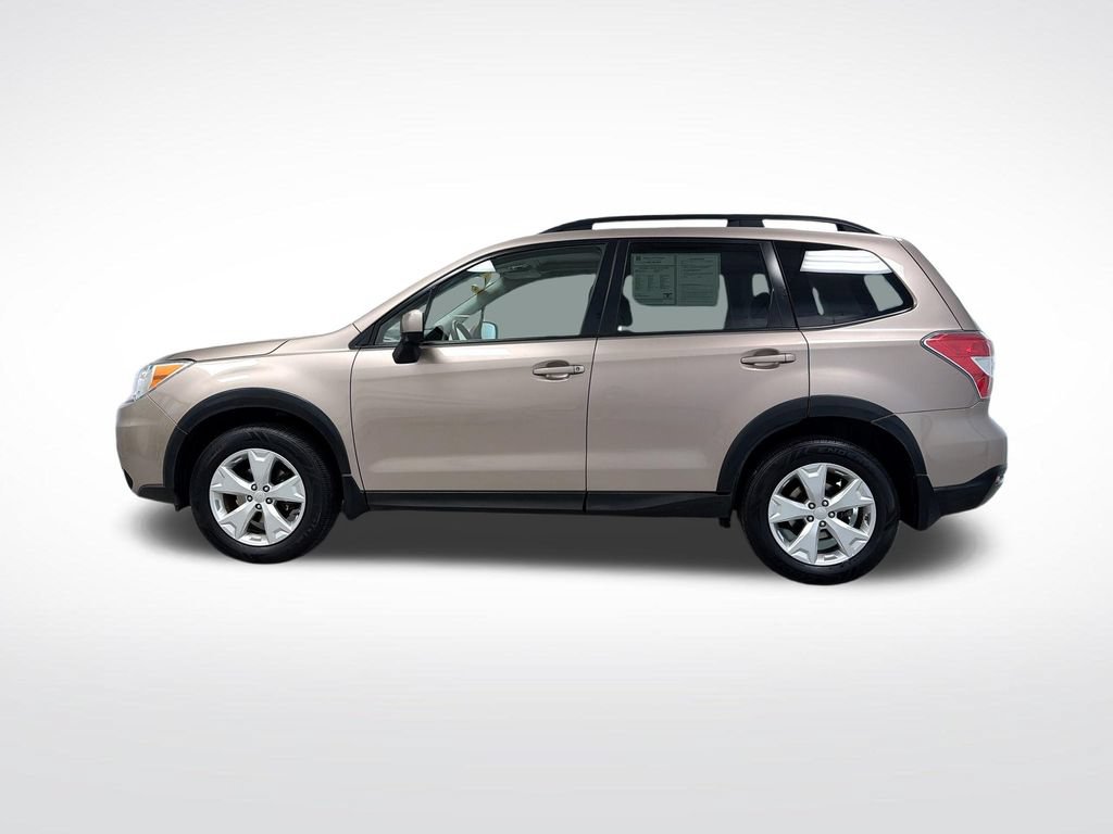 Used 2016 Subaru Forester 2.5i Premium w/ All-Weather Package AWD/4WD image 18