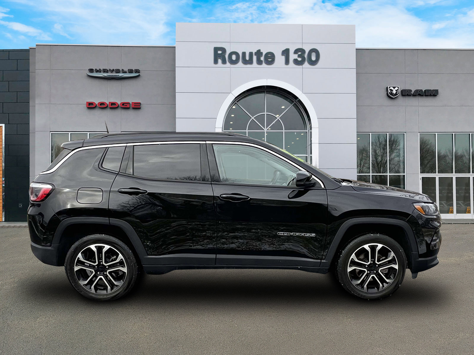 Used 2022 Jeep Compass Limited image 5