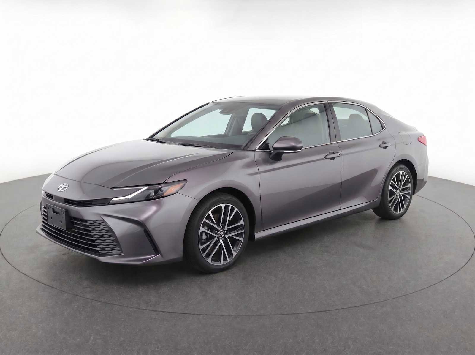 Used 2026 Toyota Camry XLE w/ Premium Package AWD/4WD video 1