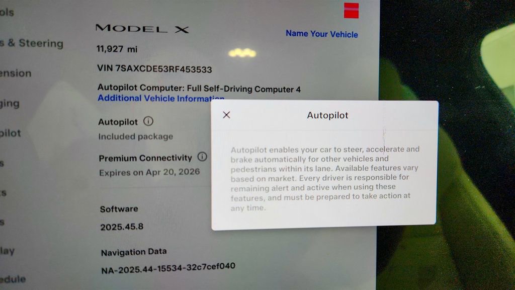 Used 2024 Tesla Model X AWD/4WD image 15