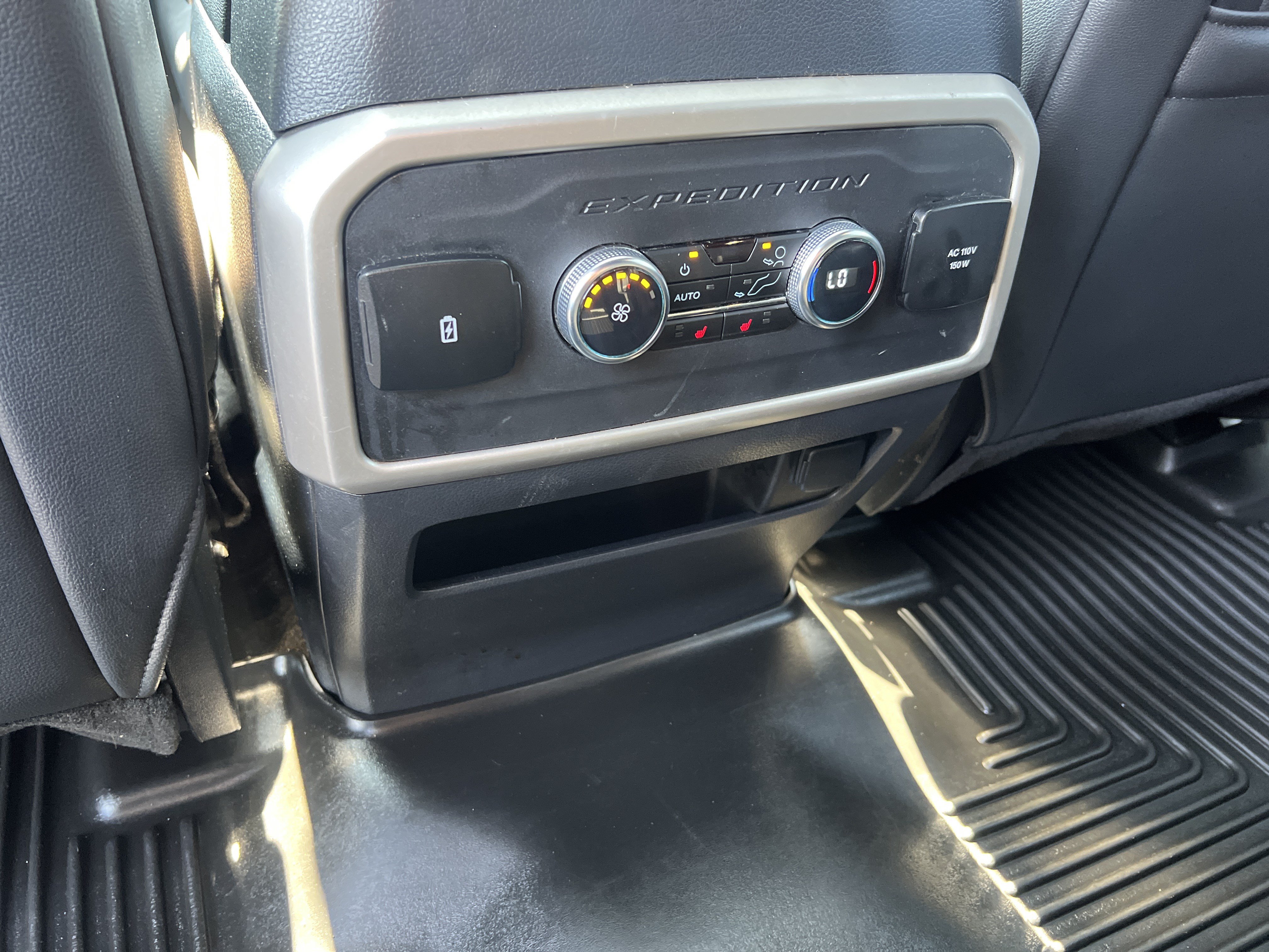 Certified 2024 Ford Expedition Max Limited AWD/4WD image 22