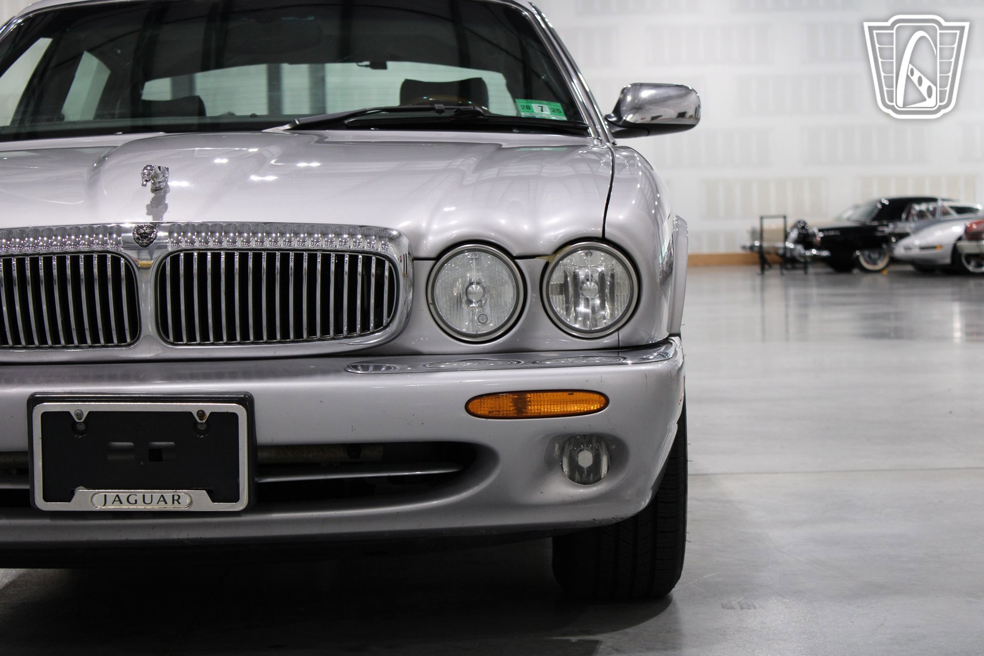 Used 2002 Jaguar XJ8 L RWD image 38