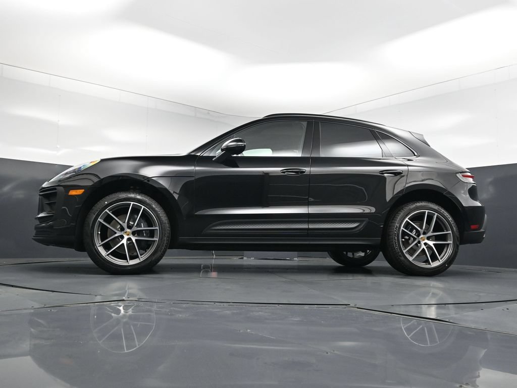 New 2026 Porsche Macan AWD/4WD image 23