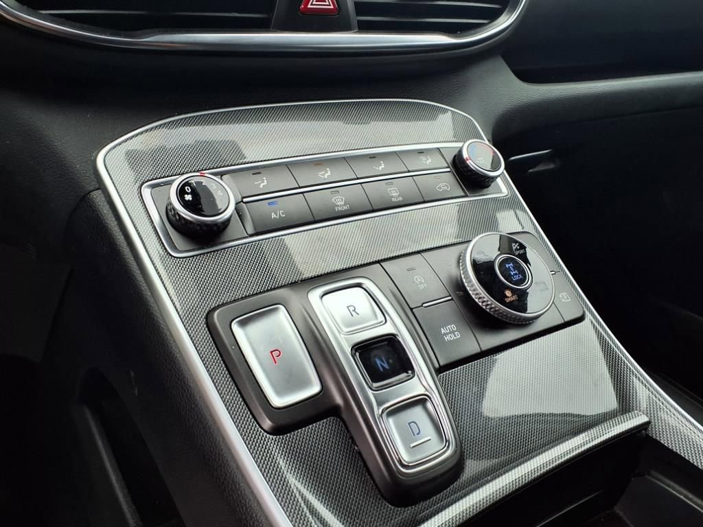 Used 2023 Hyundai Santa Fe SE w/ Cargo Package image 11