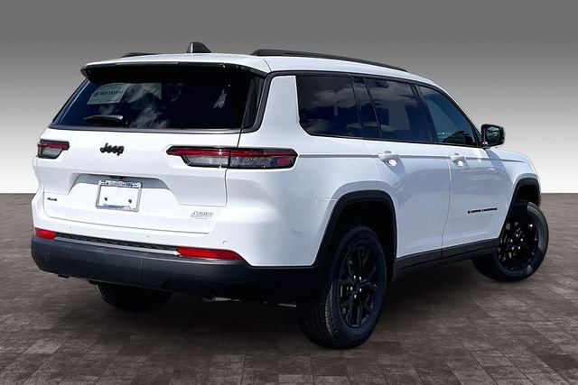 New 2026 Jeep Grand Cherokee L 4WD image 15