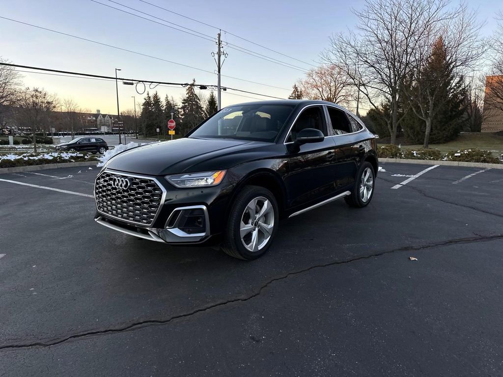 Used 2023 Audi Q5 2.0T Premium Plus w/ Premium Plus Package image 3