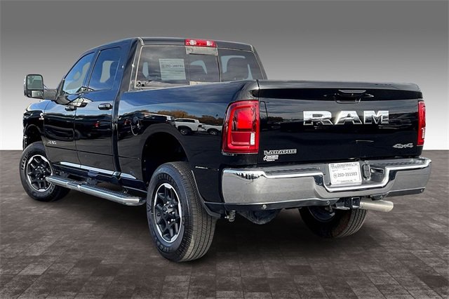 Used 2025 RAM 3500 Laramie image 12