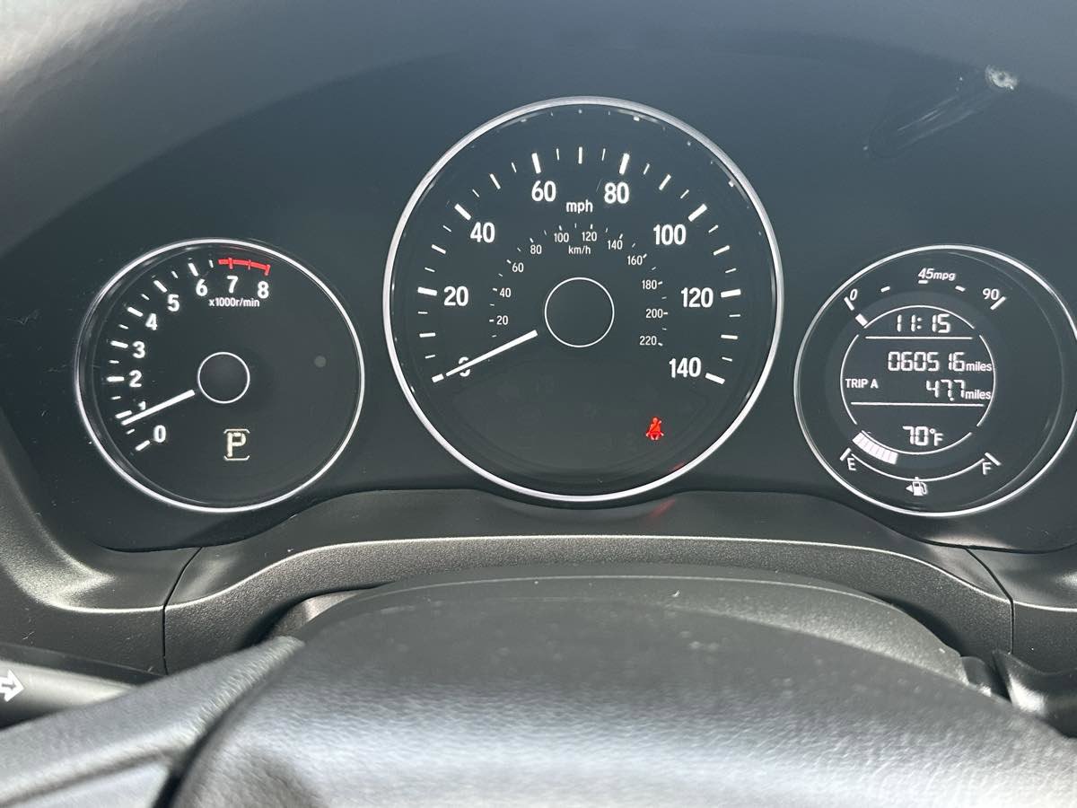 Used 2017 Honda HR-V LX image 30