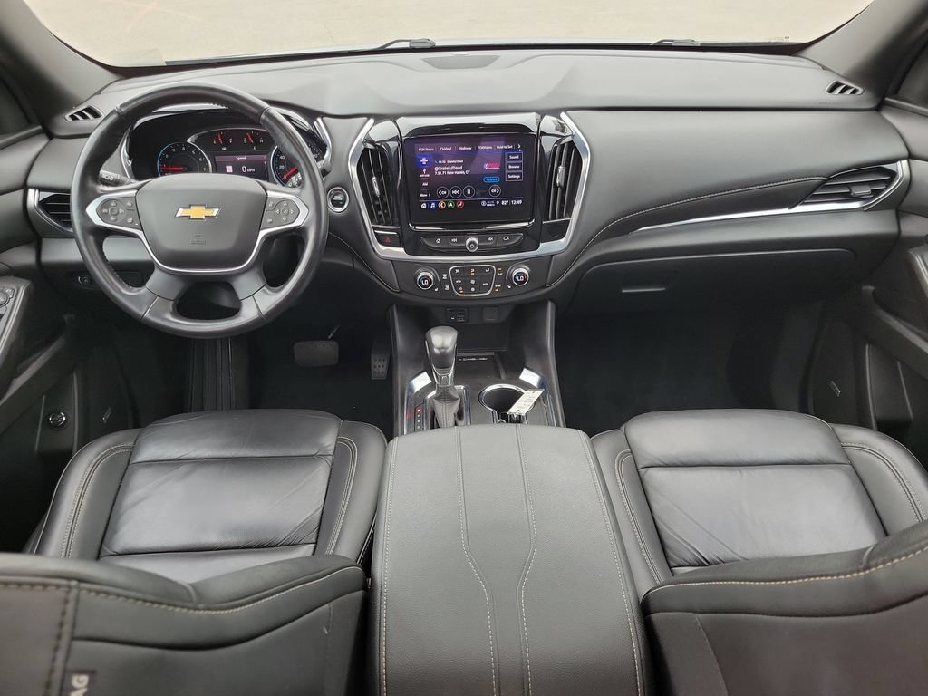 Used 2022 Chevrolet Traverse LT w/ LT Premium Package AWD/4WD image 14