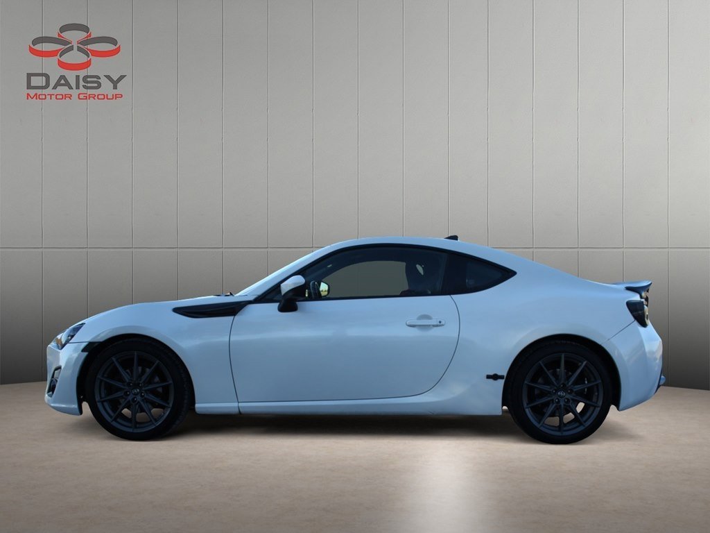 Used 2014 Scion FR-S image 8