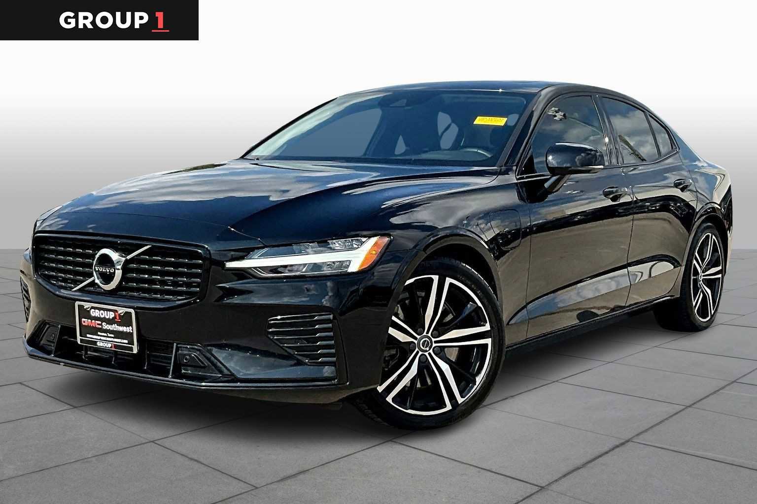 Used 2021 Volvo S60 T8 R-Design Expression w/ Premium Package