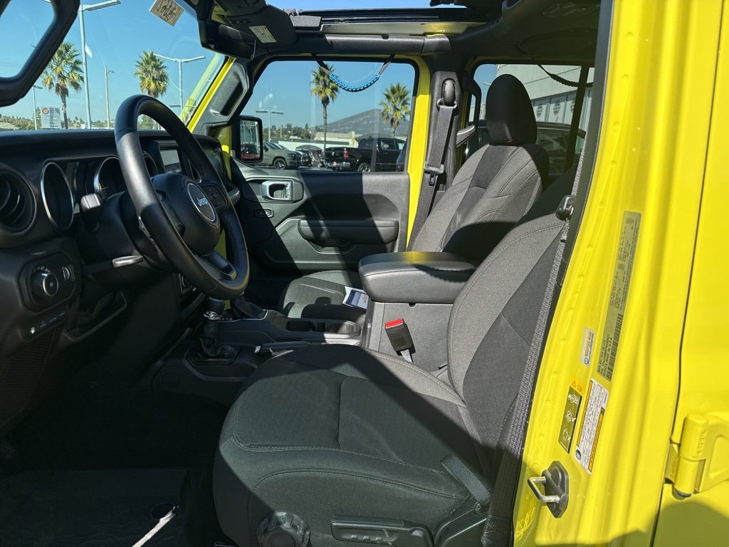 Used 2023 Jeep Wrangler Willys 4xe w/ Sun & Screen Package image 14