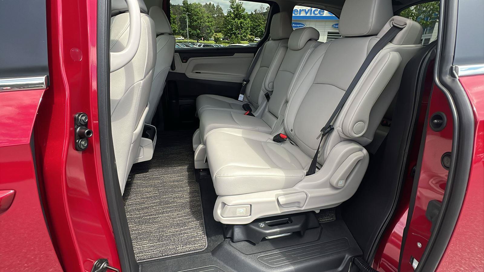 New 2026 Honda Odyssey EX-L image 17