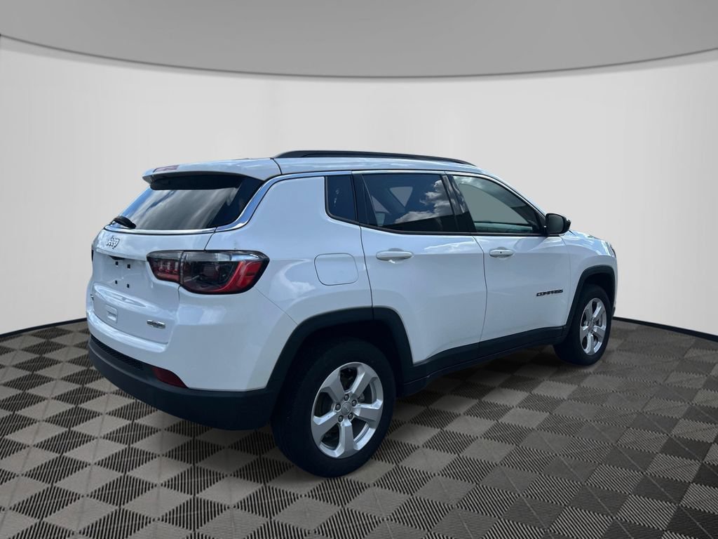 Used 2022 Jeep Compass Latitude w/ Convenience Group AWD/4WD image 6