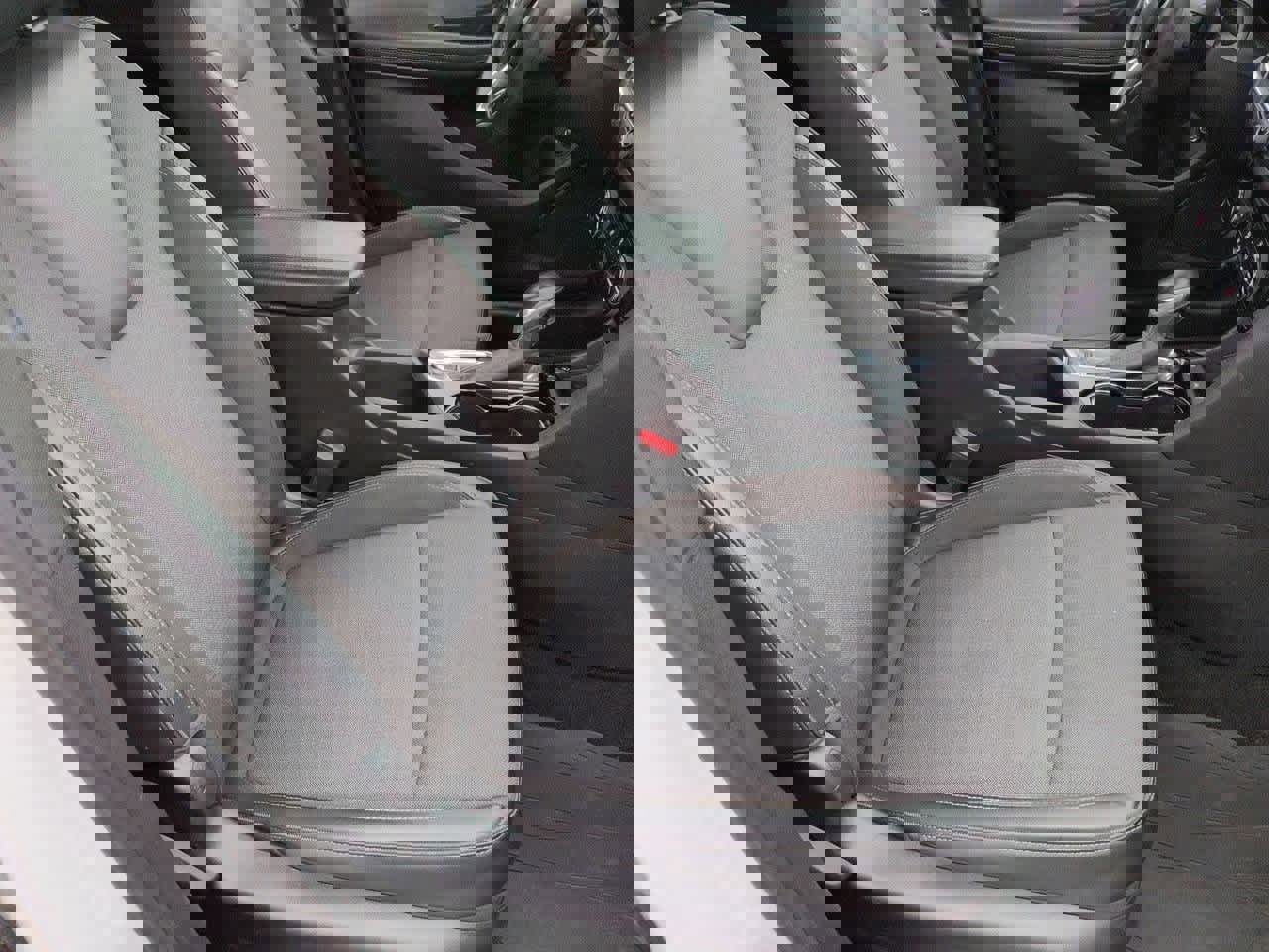 Used 2022 Buick Encore GX Select w/ Sport Touring Package image 21