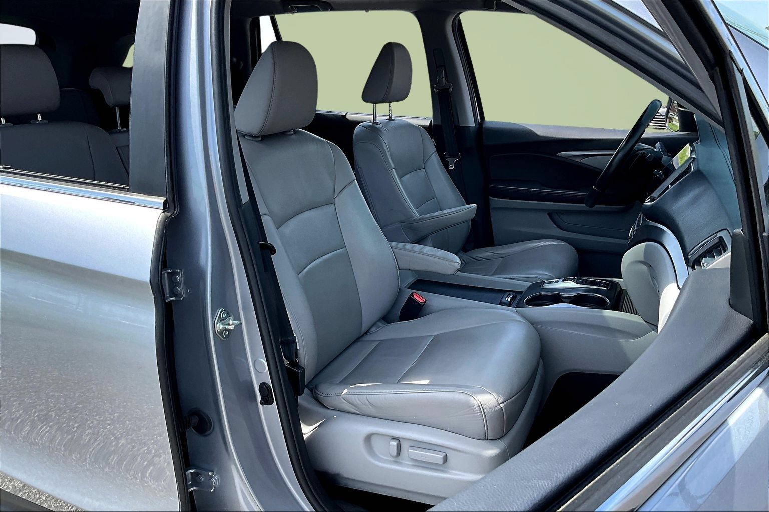 Used 2021 Honda Pilot Special Edition image 33