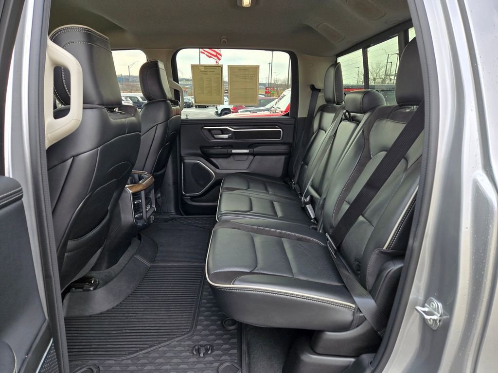 Used 2022 RAM 1500 Laramie AWD/4WD image 27