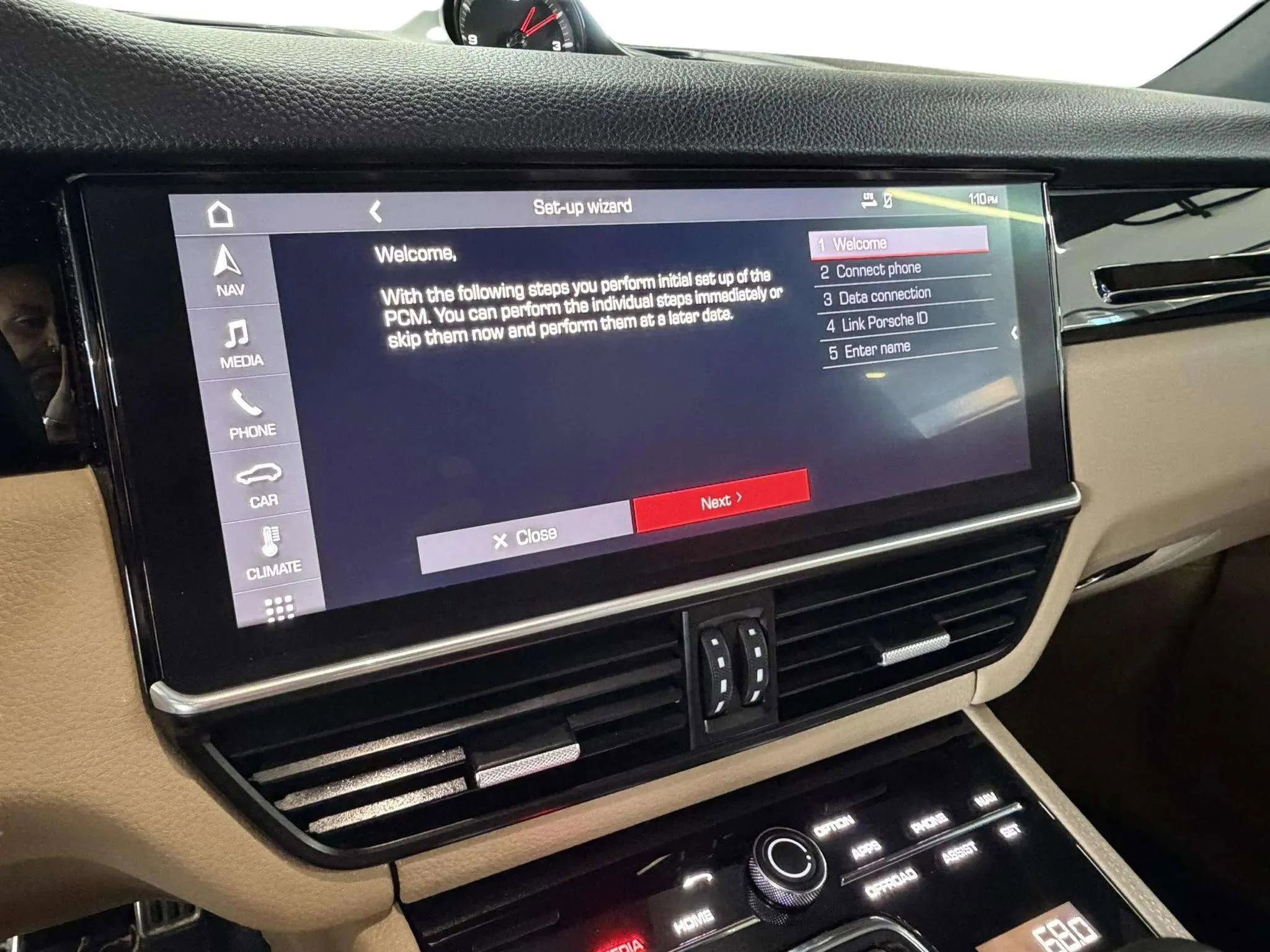 Used 2019 Porsche Cayenne S image 25