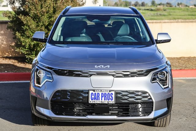 New 2026 Kia Niro Wind FWD image 3