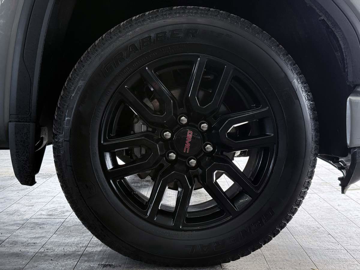 Used 2025 GMC Sierra 1500 Elevation AWD/4WD image 39