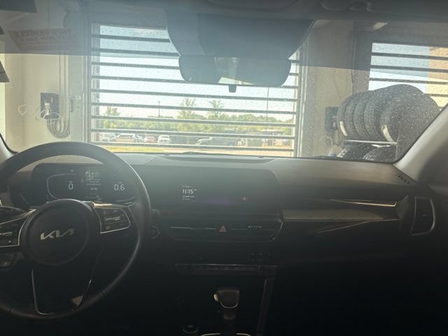 Used 2025 Kia Seltos S FWD image 25