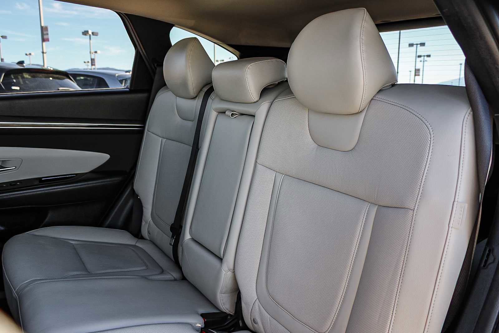 Used 2024 Hyundai Tucson Limited image 18