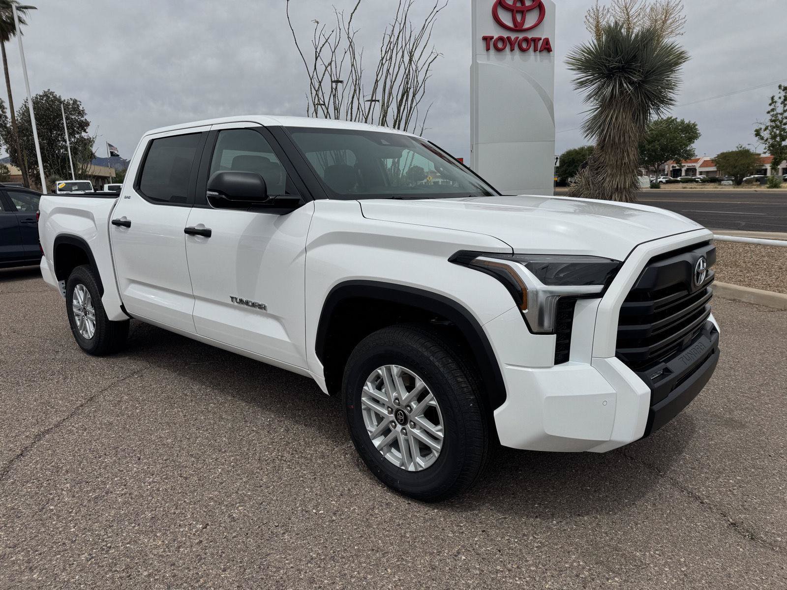 New 2026 Toyota Tundra SR5 AWD/4WD image 10