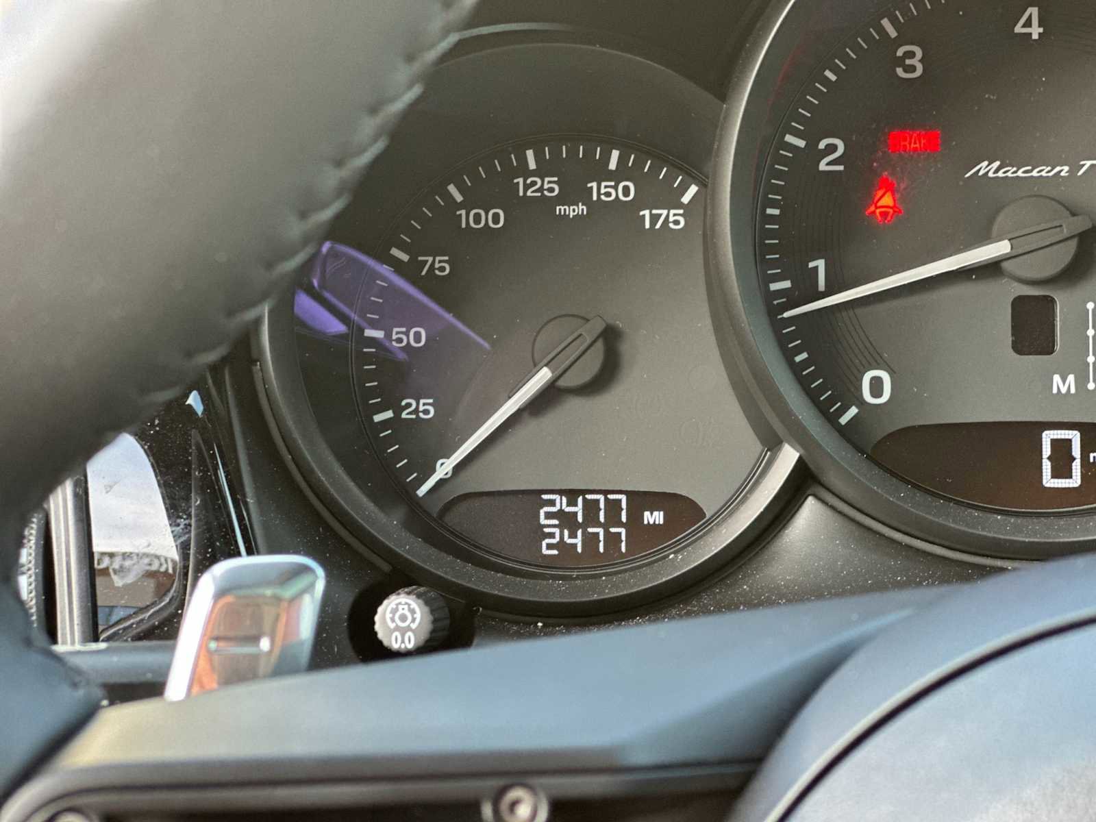 Used 2025 Porsche Macan Turbo image 26