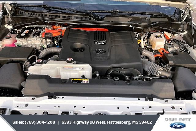 Used 2022 Toyota Tundra Limited image 8