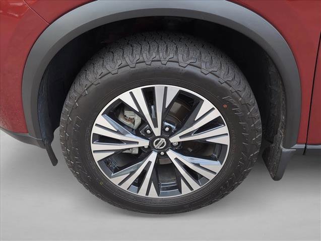 Used 2021 Nissan Rogue SV image 25