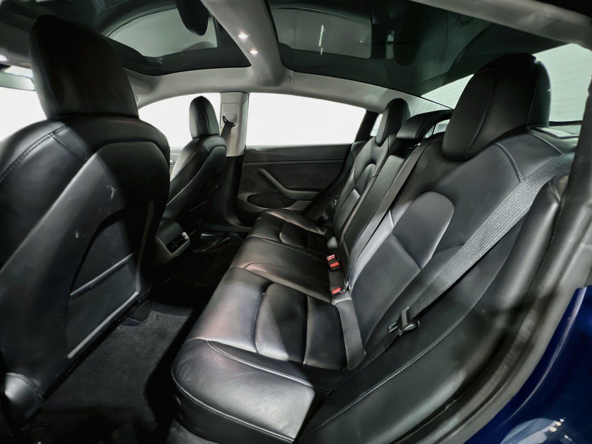 Used 2022 Tesla Model 3 RWD image 17