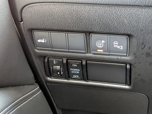 Used 2017 Nissan Armada SL w/ Technology Package image 26